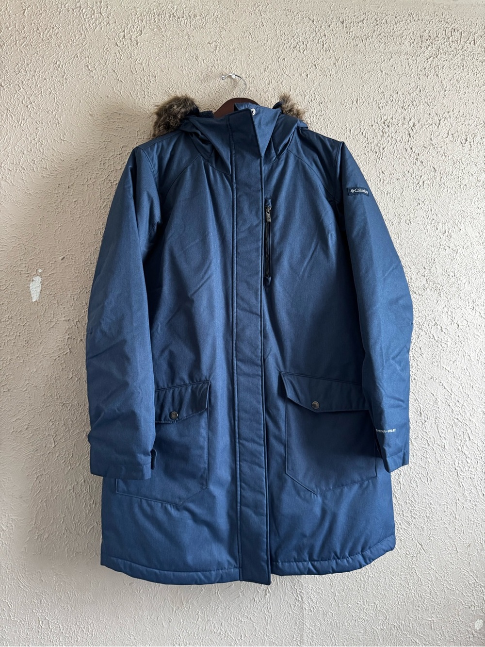 Columbia Women’s Blue Hooded Puffer Parka with Faux Fur Trim